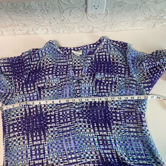 Beautiful Ariat 3/4 Sleeve blouse - Picture 6 of 7